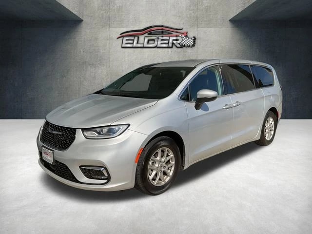 2023 Chrysler Pacifica - Image 1
