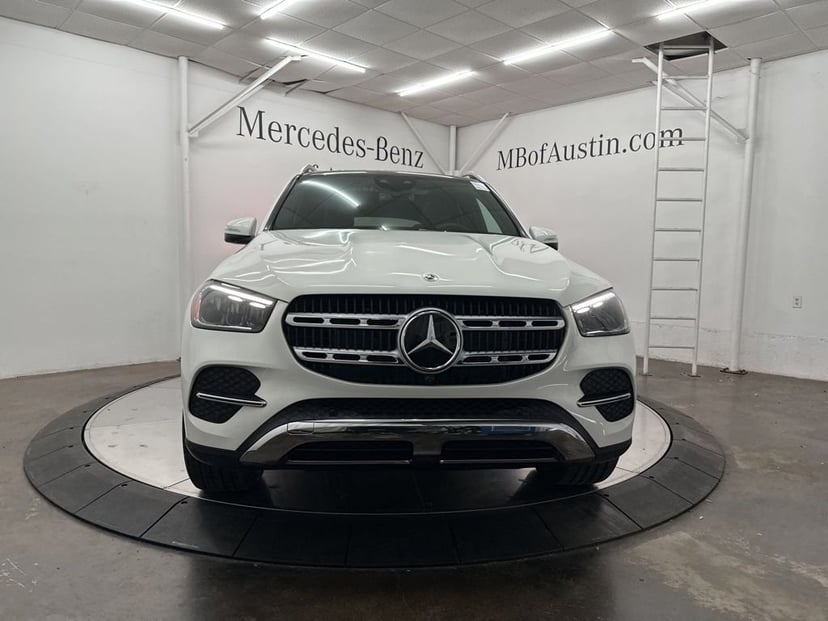 2026 Mercedes-Benz GLE - Image 3