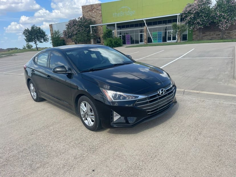 2020 Hyundai Elantra - Image 1