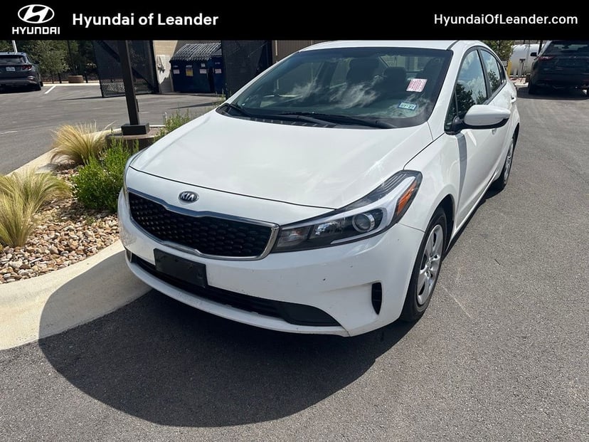 2018 Kia Forte - Image 2