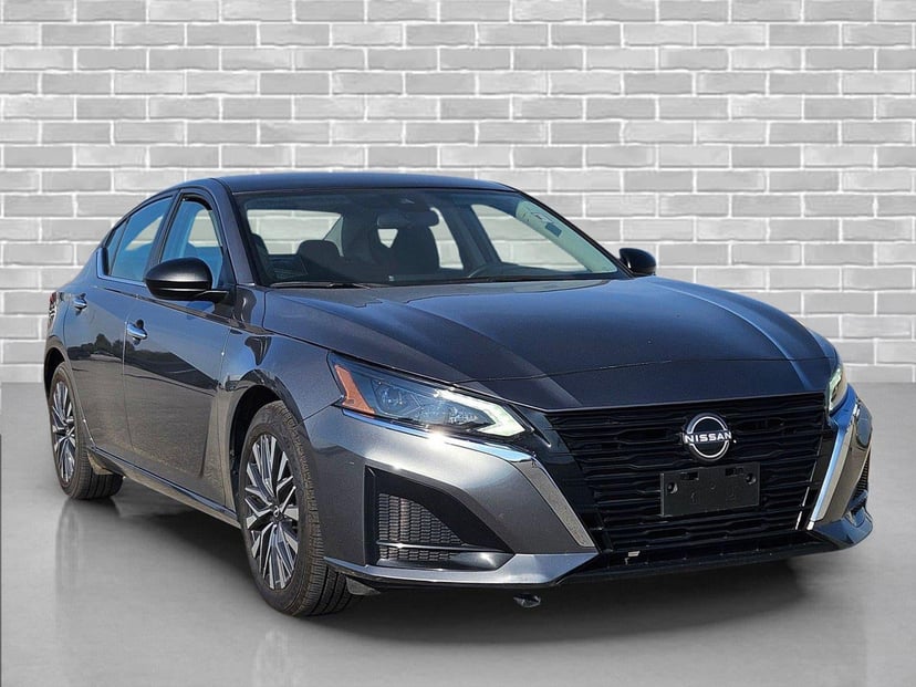 2025 Nissan Altima - Image 1