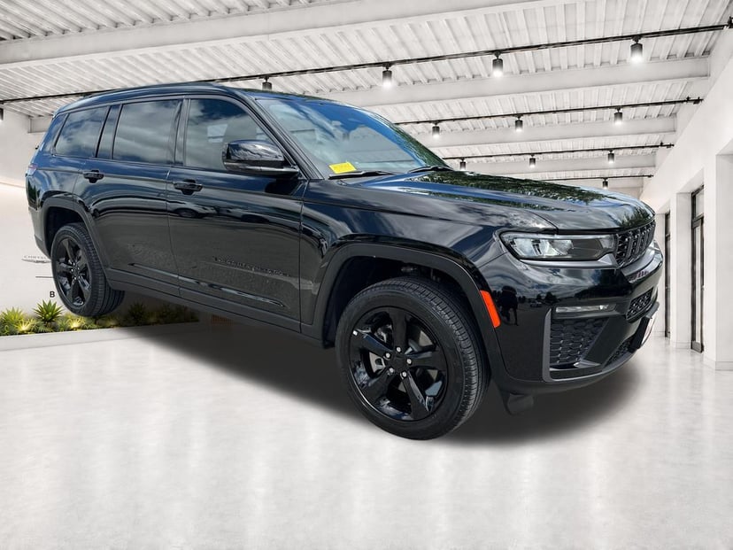 2026 Jeep Grand Cherokee L - Image 1