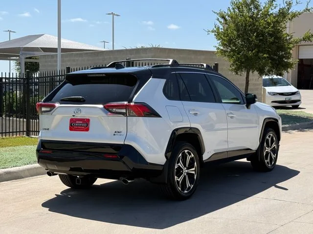 2025 Toyota RAV4 - Image 2