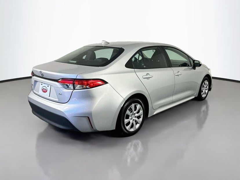 2024 Toyota Corolla - Image 3