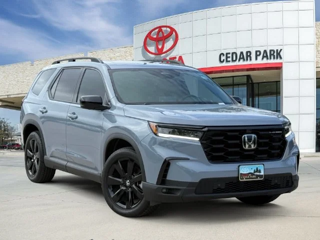 2025 Honda Pilot - Image 1