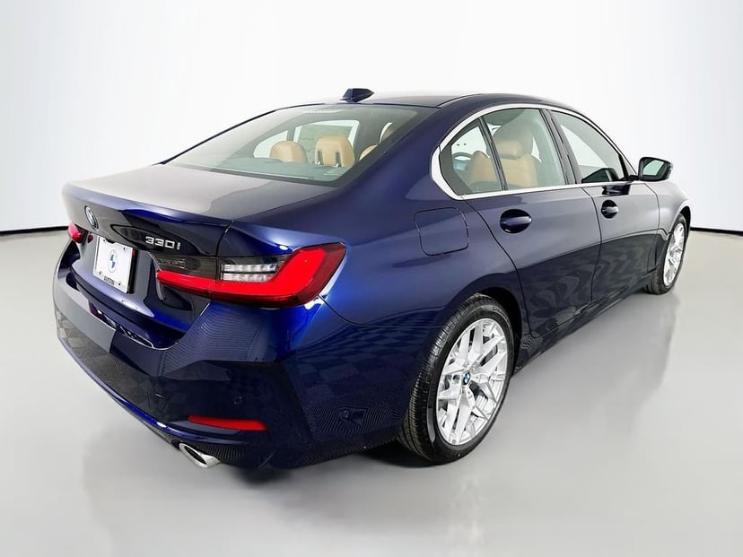 2026 BMW 3 Series - Image 3