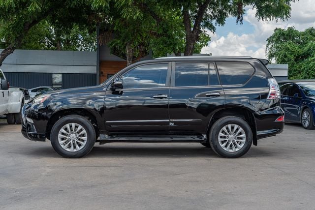 2016 Lexus GX - Image 1