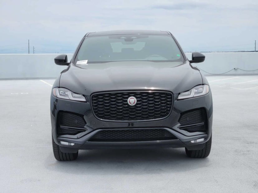 2022 Jaguar F-PACE - Image 2
