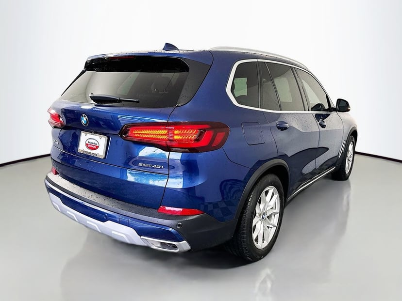 2023 BMW X5 - Image 2