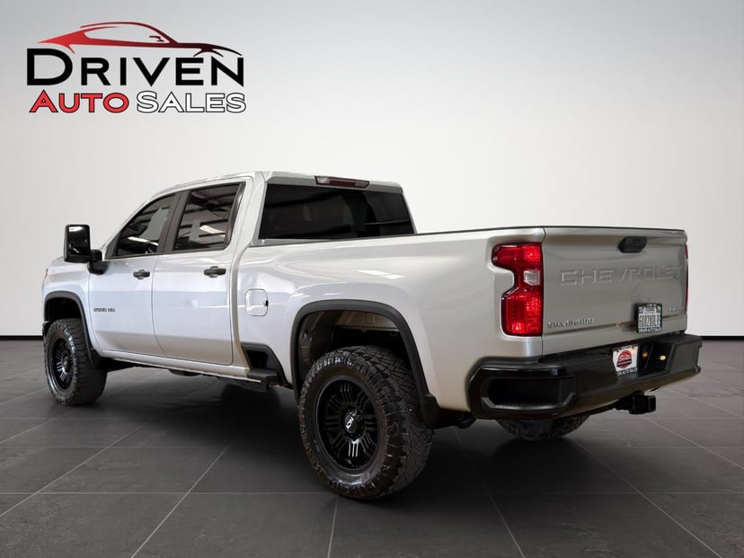 2023 Chevrolet Silverado HD - Image 2