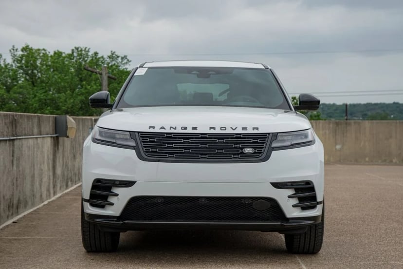 2026 Land Rover Range Rover Velar Dynamic SE 4 Door Fuji White - Image 2