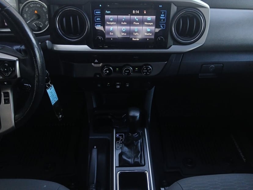 2018 Toyota Tacoma - Image 3