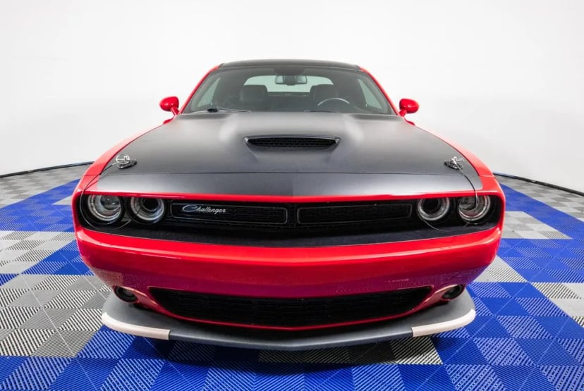 2022 Dodge Challenger - Image 3