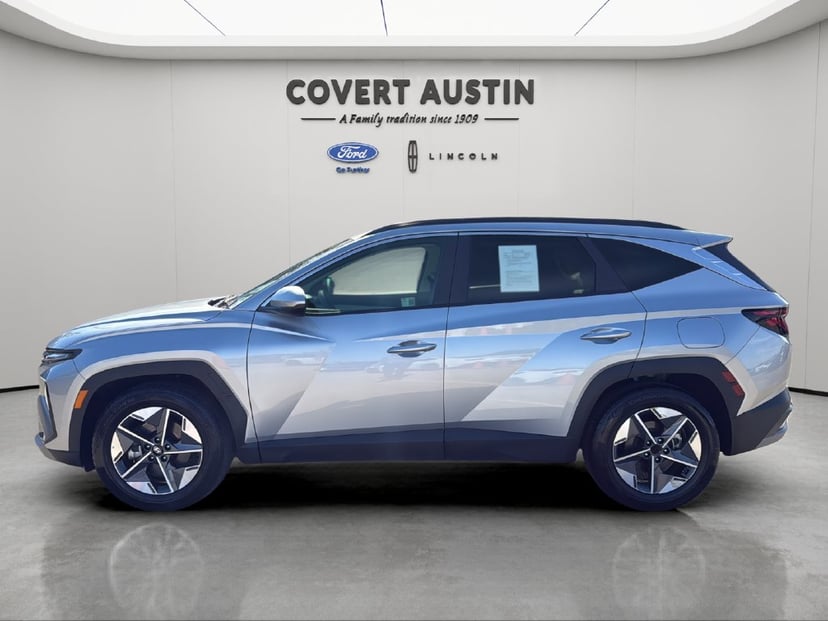 2025 Hyundai Tucson - Image 1