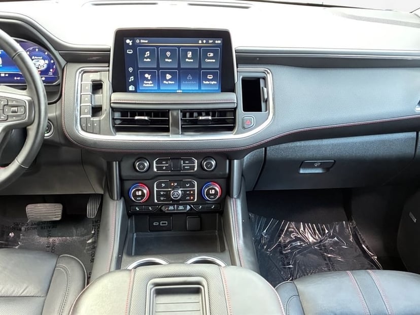 2024 Chevrolet Suburban - Image 3