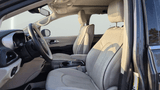 2018 Chrysler Pacifica - Preview 11