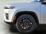 2026 Jeep Grand Wagoneer L - Preview 7