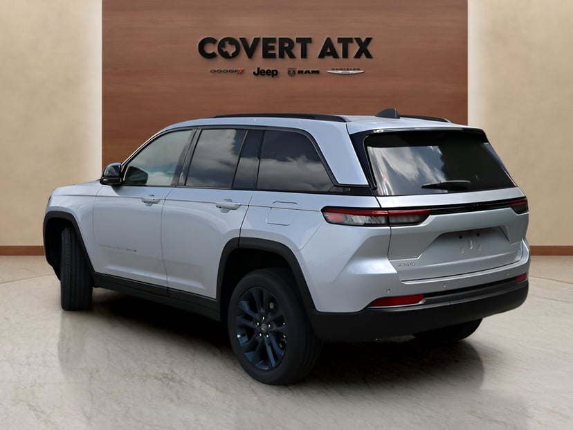 2026 Jeep Grand Cherokee - Image 3