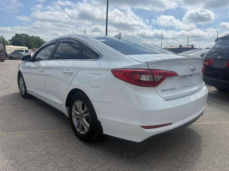 2015 Hyundai Sonata - Image 1
