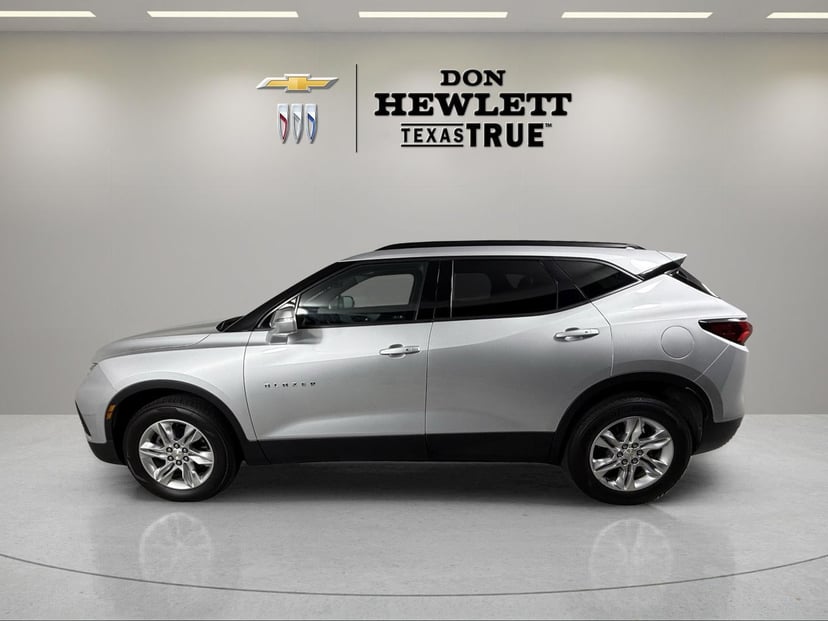 2019 Chevrolet Blazer - Image 2