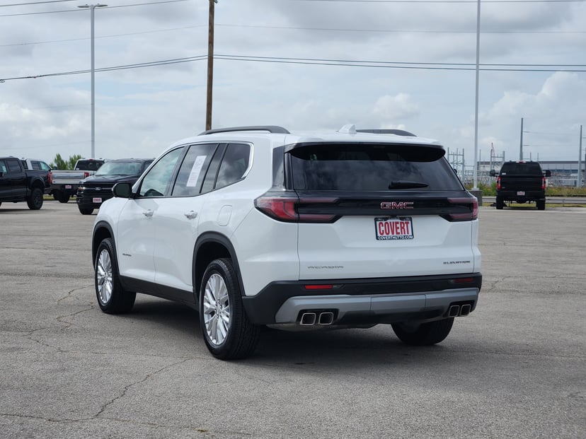 2026 GMC Acadia - Image 2