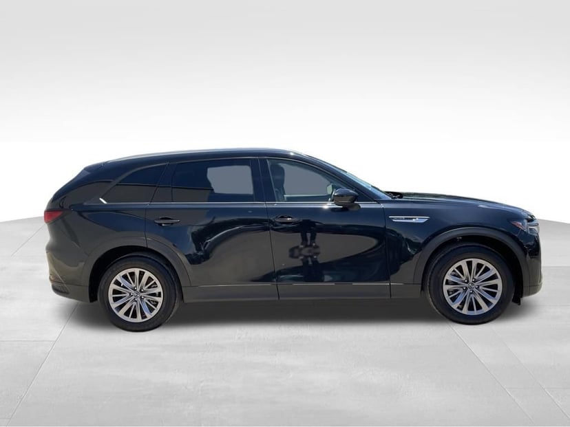2025 Mazda CX-90 - Image 3