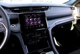 2025 Jeep Grand Cherokee - Preview 13