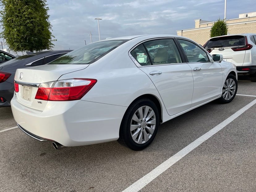 2014 Honda Accord - Image 2