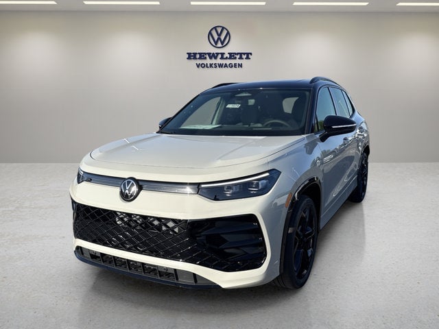 2026 Volkswagen Tiguan - Image 1