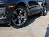 2026 Porsche Macan - Preview 12
