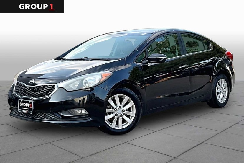 2015 Kia Forte - Image 2