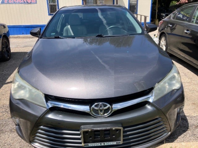 2017 Toyota Camry - Image 3
