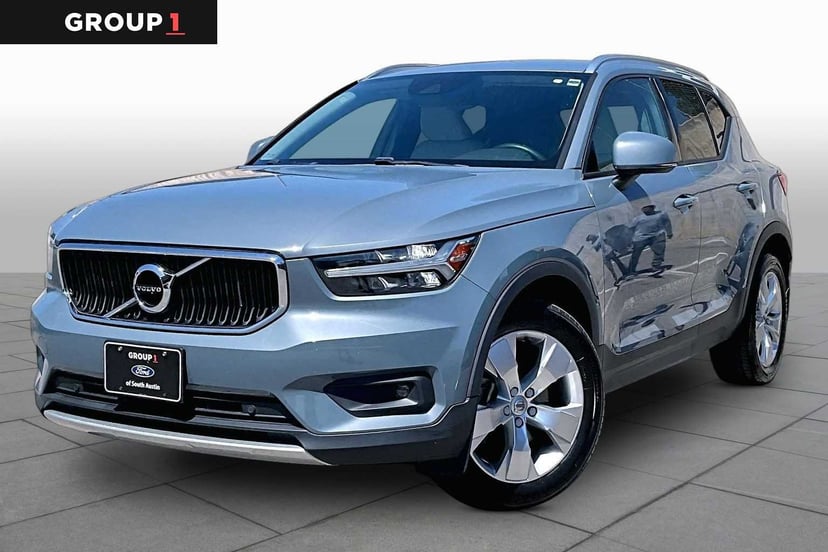 2021 Volvo XC40 - Image 1