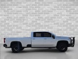 2022 Chevrolet Silverado - Preview 4