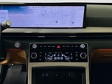 2026 Genesis GV80 - Preview 12