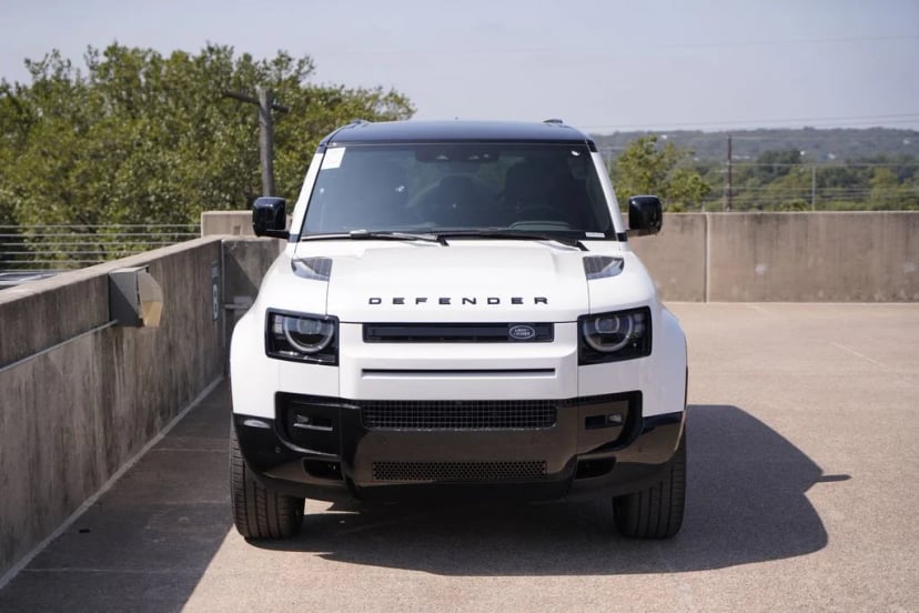 2026 Land Rover Defender - Image 2