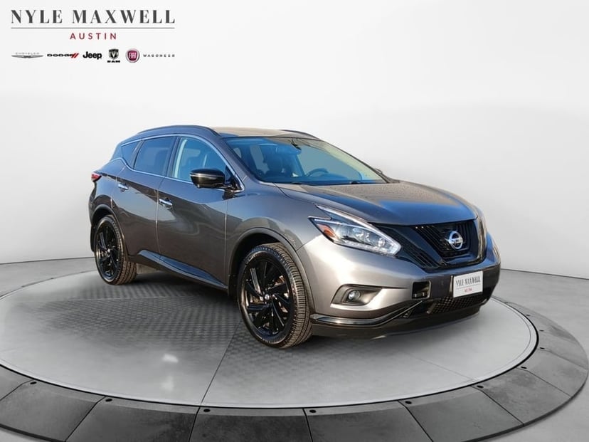 2018 Nissan Murano - Image 2