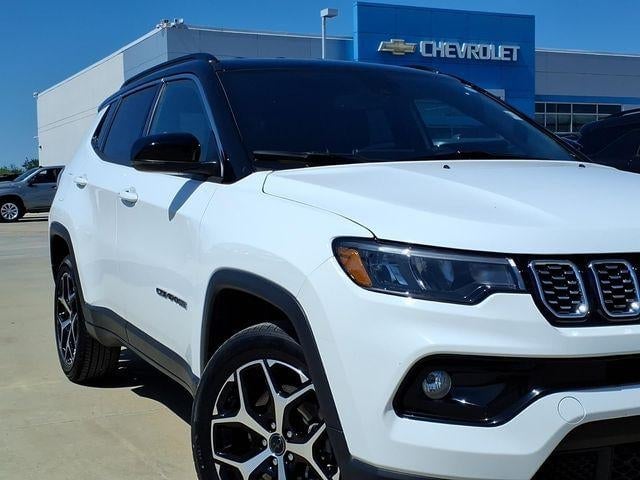 2025 Jeep Compass - Image 2
