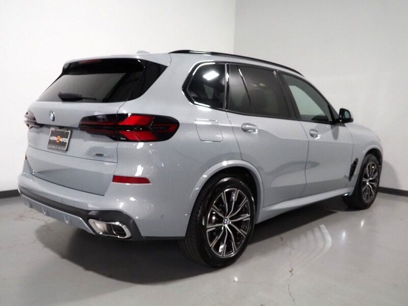 2026 BMW X5 sDrive40i - Image 3