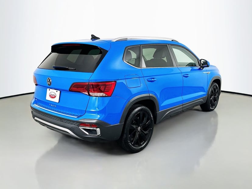 2022 Volkswagen Taos - Image 3