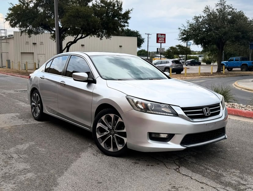 2014 Honda Accord - Image 2
