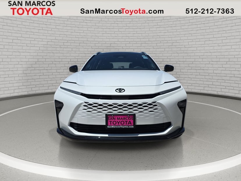 2026 Toyota Crown Signia - Image 2