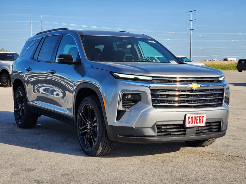 2026 Chevrolet Traverse - Image 2