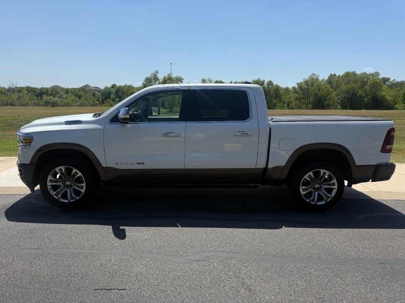 2019 Ram 1500 - Image 2