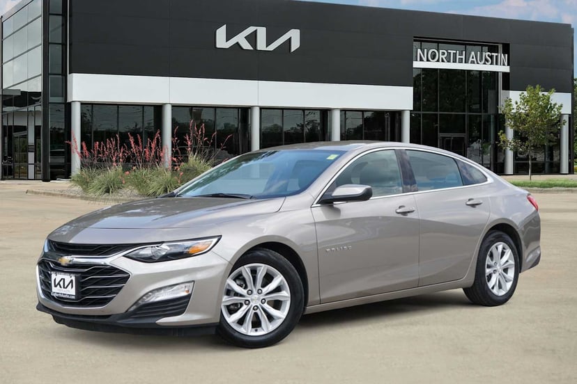 2025 Chevrolet Malibu - Image 1