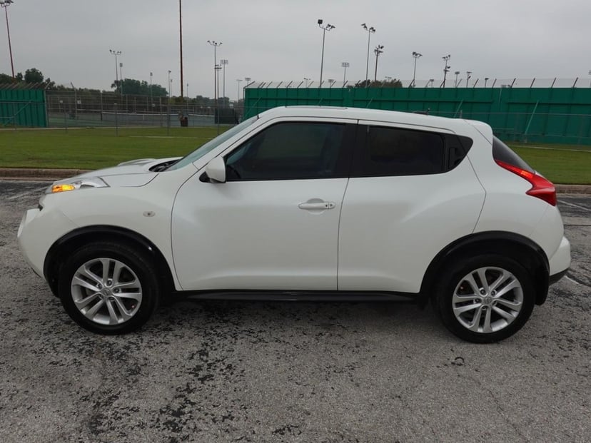 2014 Nissan Juke - Image 2
