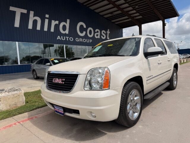 2014 GMC Yukon XL 1500 - Image 1