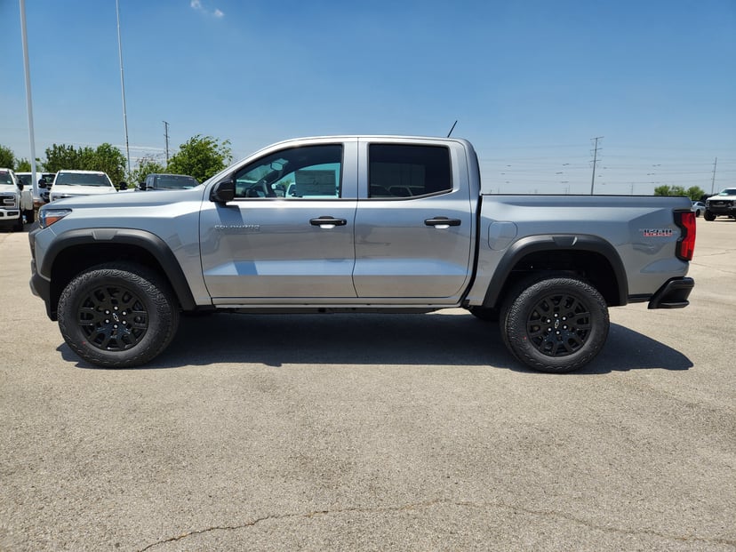 2026 Chevrolet Colorado - Image 2