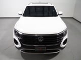 2025 Volkswagen Atlas Cross Sport - Preview 11