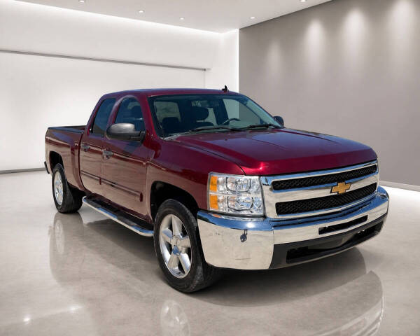 2013 Chevrolet Silverado 1500 - Image 1